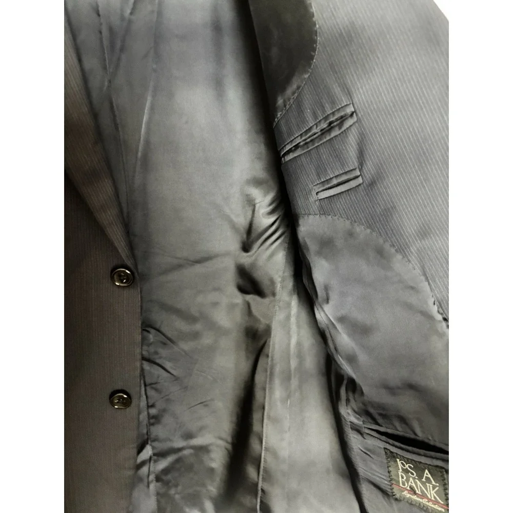 Jos A Bank Mens 40R Suit Jacket 2 Button Black Pinstripe Wool Blazer Sport Coat